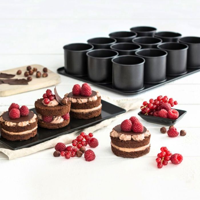 Zenker Mini Cake Baking Sheet and Icing Spatula - Black Metallic