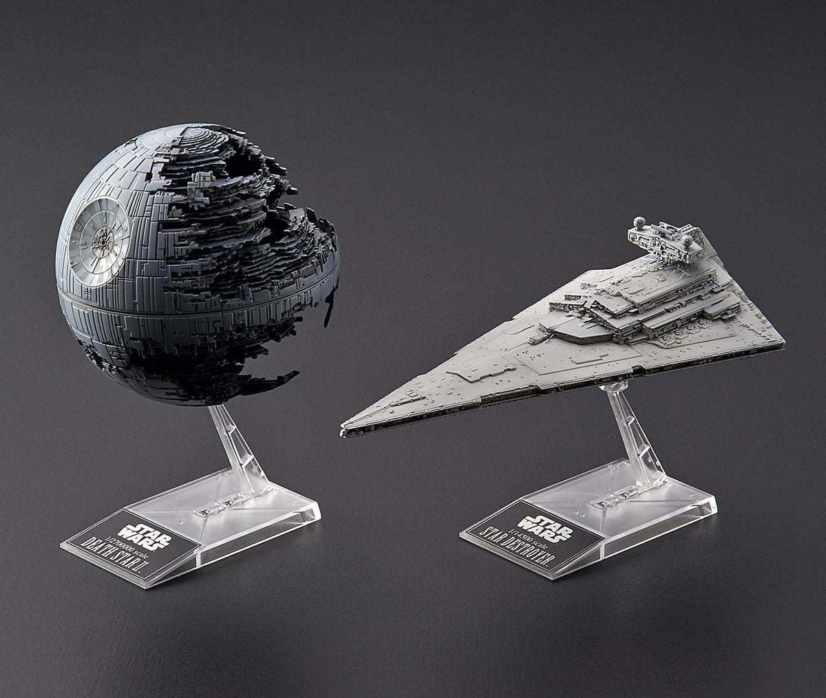 Revell Death Star II + Imperial Star Destroyer Model Kit - 1:2700000 - 48 Parts - Model 01207