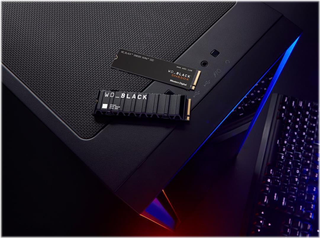 WD WD_BLACK SN850X NVMe SSD 4TB - Internal - M.2 2280 - PCIe 4.0 x4 (WDS400T2X0E)