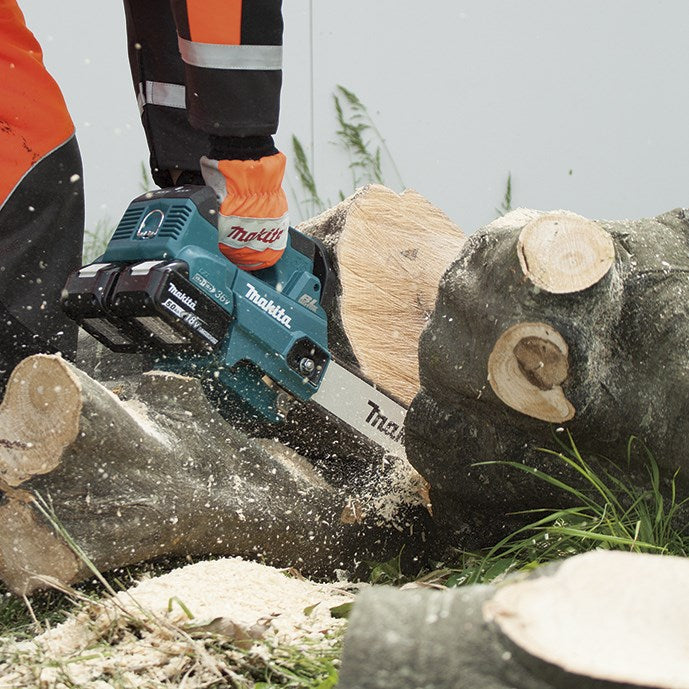 MAKITA Cordless Chainsaw 2830 g 145 mm Width DUC306Z