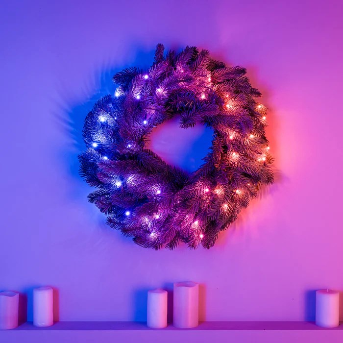 Twinkly Pre-Lit Wreath 50 RGB LED Green Wire Plug Type C