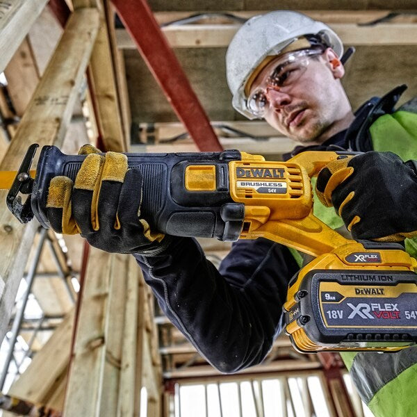 DeWALT DCS389X2-QW Reciprocating Saw 3000 SPM 54V