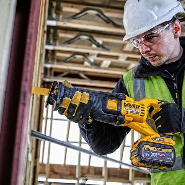 DeWALT DCS389X2-QW Reciprocating Saw 3000 SPM 54V