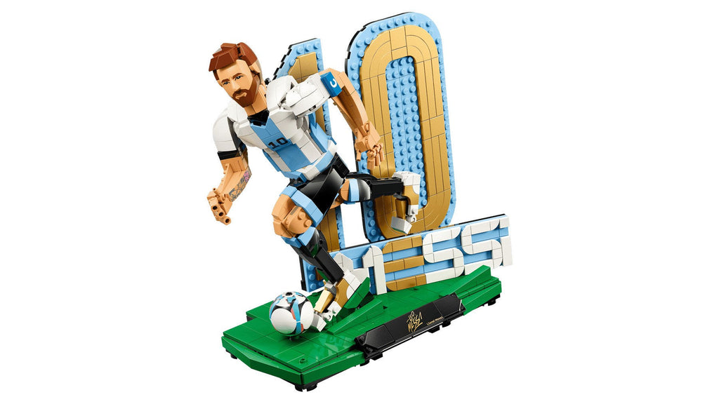 LEGO EDITIONS 43015 Lionel Messi - Football Legend Building Blocks 958 Pieces Ages 12+