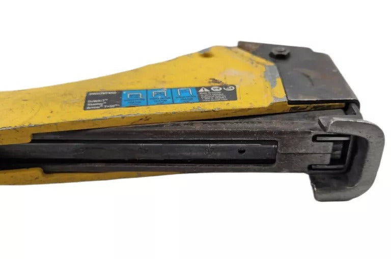 DEWALT Hammertacker Carbon Fiber - DWHT75900-0 (DWHT75900-0)