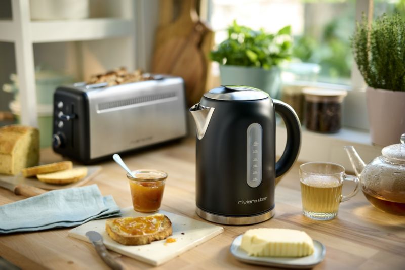 riviera&bar MILA Kettle, Stainless Steel, 1.5 L, Black (BBT579)