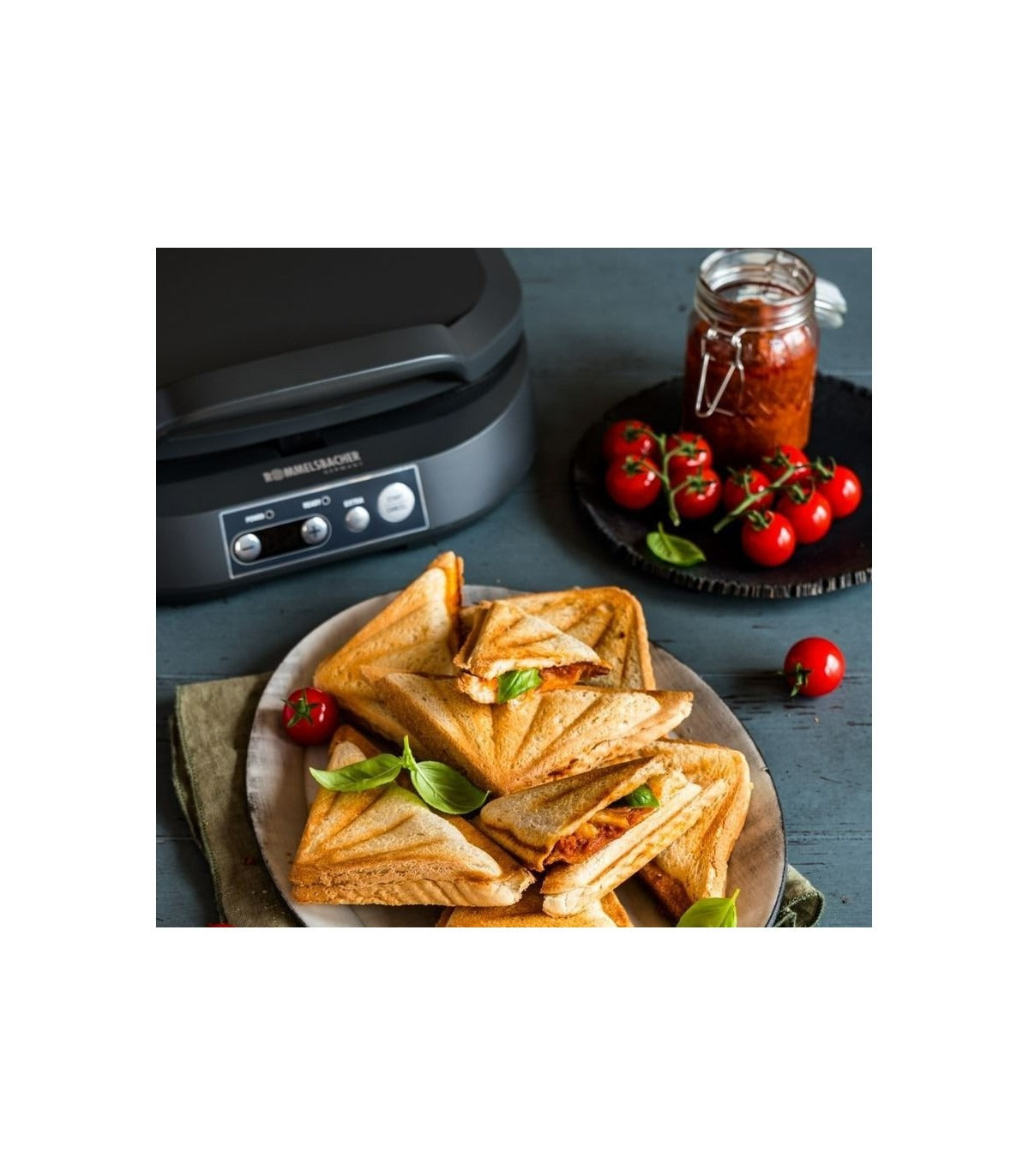 Rommelsbacher ST1800 Sandwich Maker for 4 Large Sandwiches 4-slice