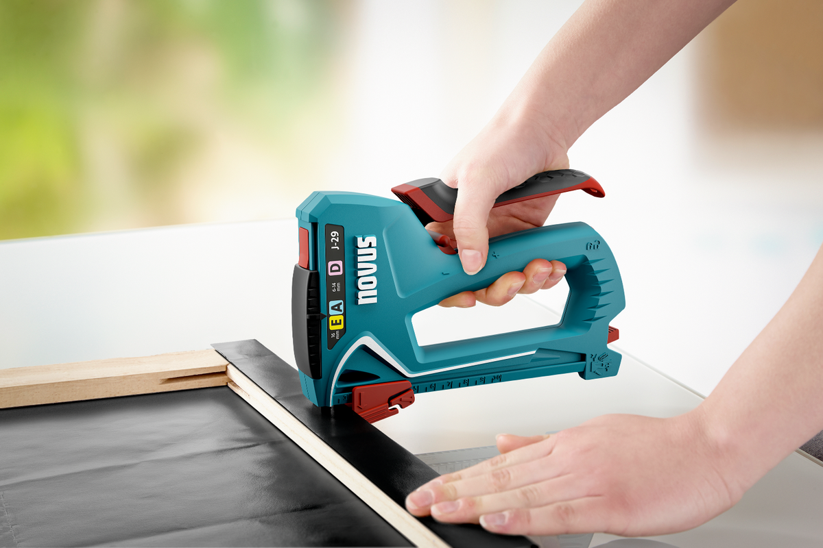 Novus J-29 Turquoise Hand Tacker Heavy-Duty Professional Stapler 030-0467