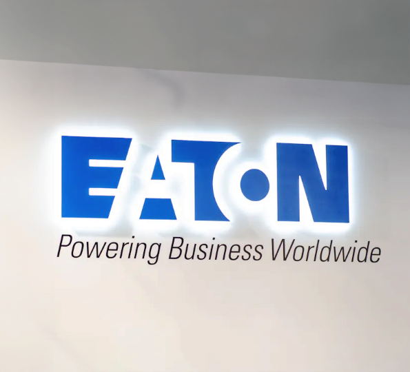 Eaton P1-32/I2/SVB/HI11 3-Pole Electric Switch Red-Yellow 207318