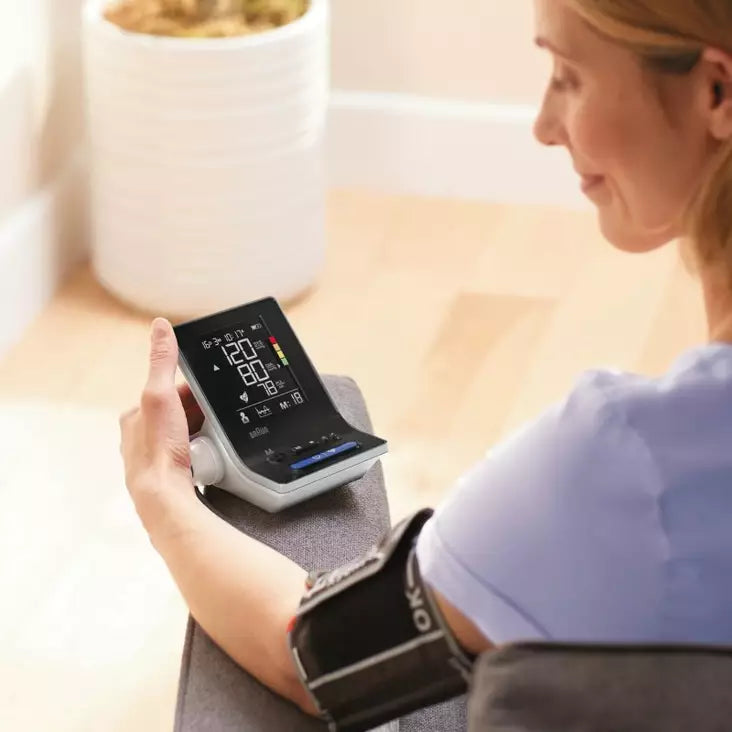 Braun ExactFit 3 - Upper Arm Blood Pressure Monitor - 2 Users - BUA6150WE
