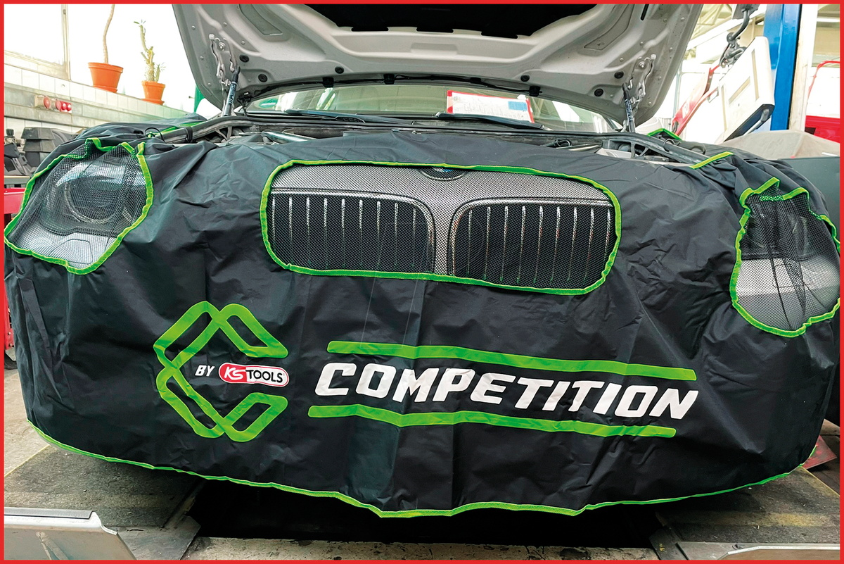 KS TOOLS COMPETITION Vehicle Front Protection Hood 512.0600