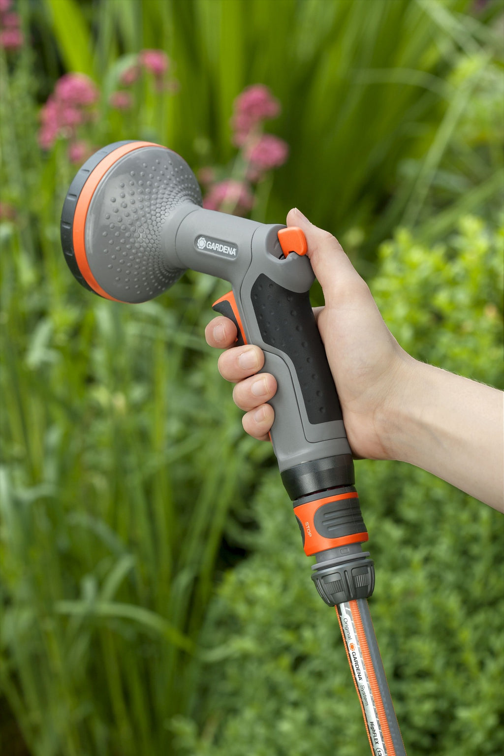 Gardena Comfort - Spray Nozzle for Flower Beds - Ergonomic Design - 18319-20