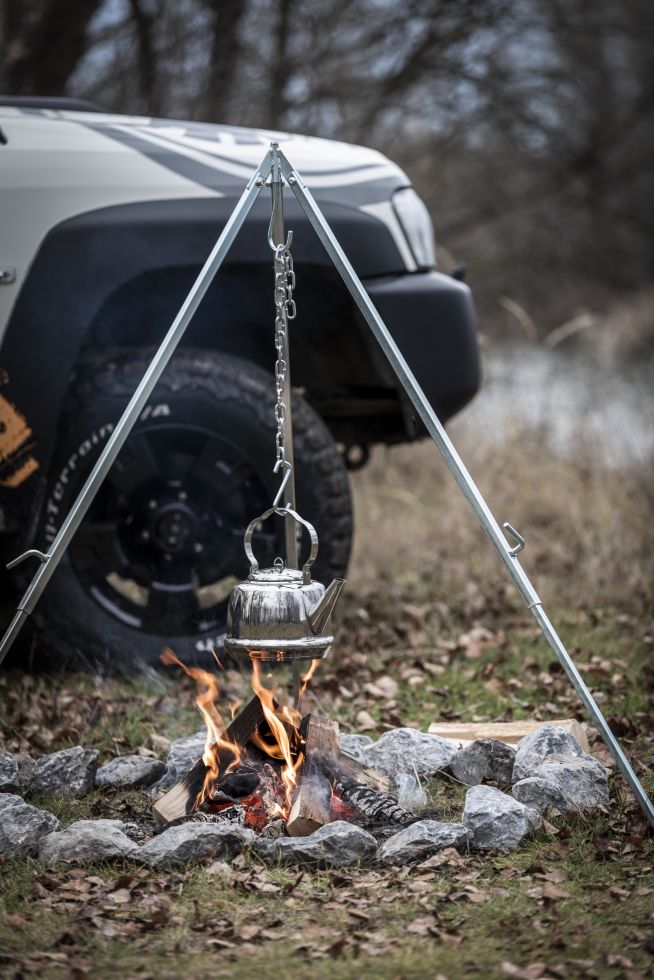 Petromax Charcoal Tripod Grill D1 Foldable Silver (d1)