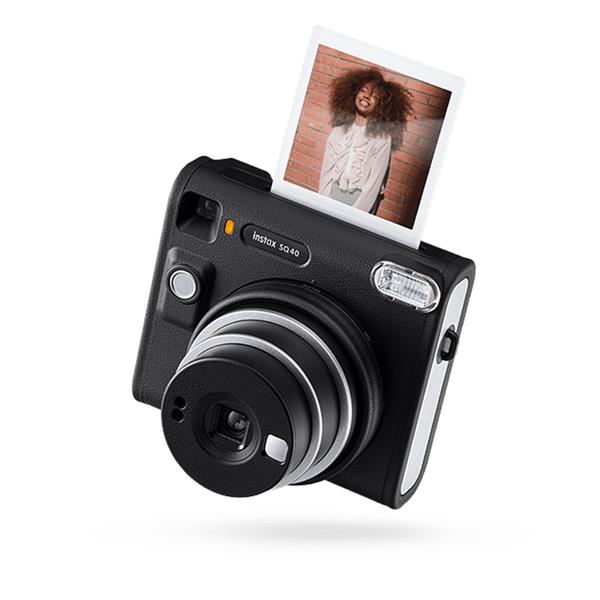 Fujifilm Instax SQUARE SQ40 - Instant Camera - Lens: 65.75 mm - instax SQUARE Black