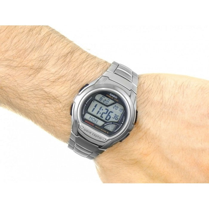 Casio Wave Ceptor Men's Wristwatch WV-58DE-1AVEF