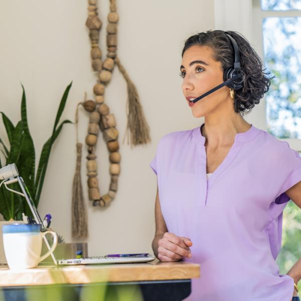 HP Poly Savi 8210 UC Headset - On-Ear - DECT 6.0 - Wireless - Certified for Microsoft Teams (209212-02)
