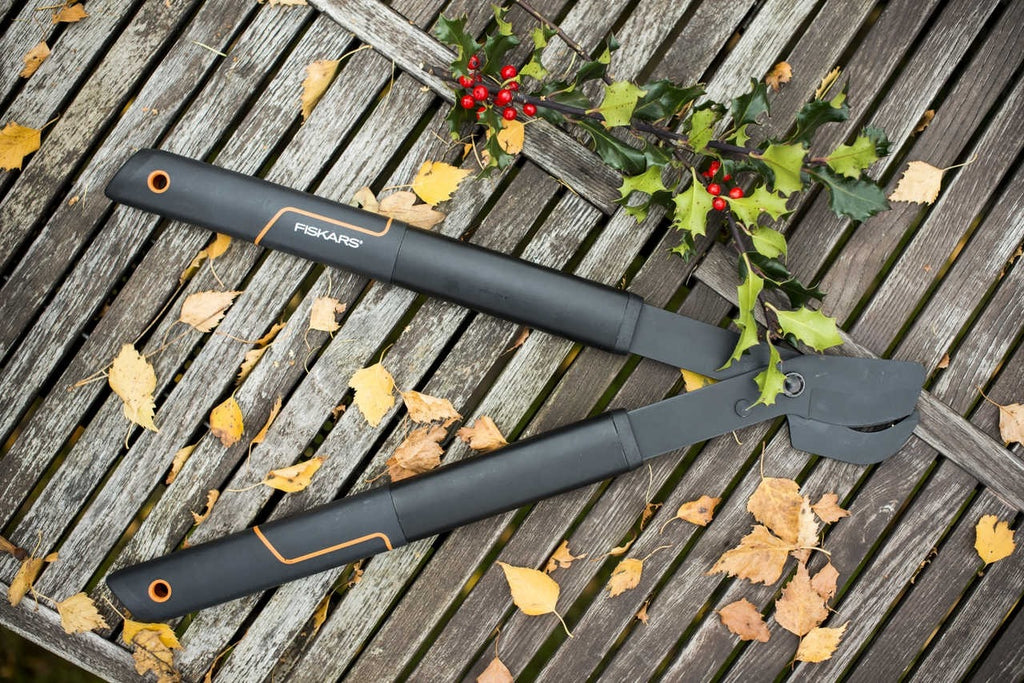 Fiskars SingleStep Hook Scissor Pruner (S) - L28