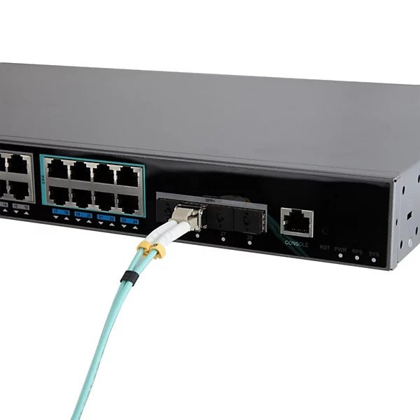 Grandstream GWN7822P - Layer 3 Multi-Gigabit Network Switch - 24 Gigabit Ports (16x 1 G, 8x 2.5 G), 4 SFP+ Ports