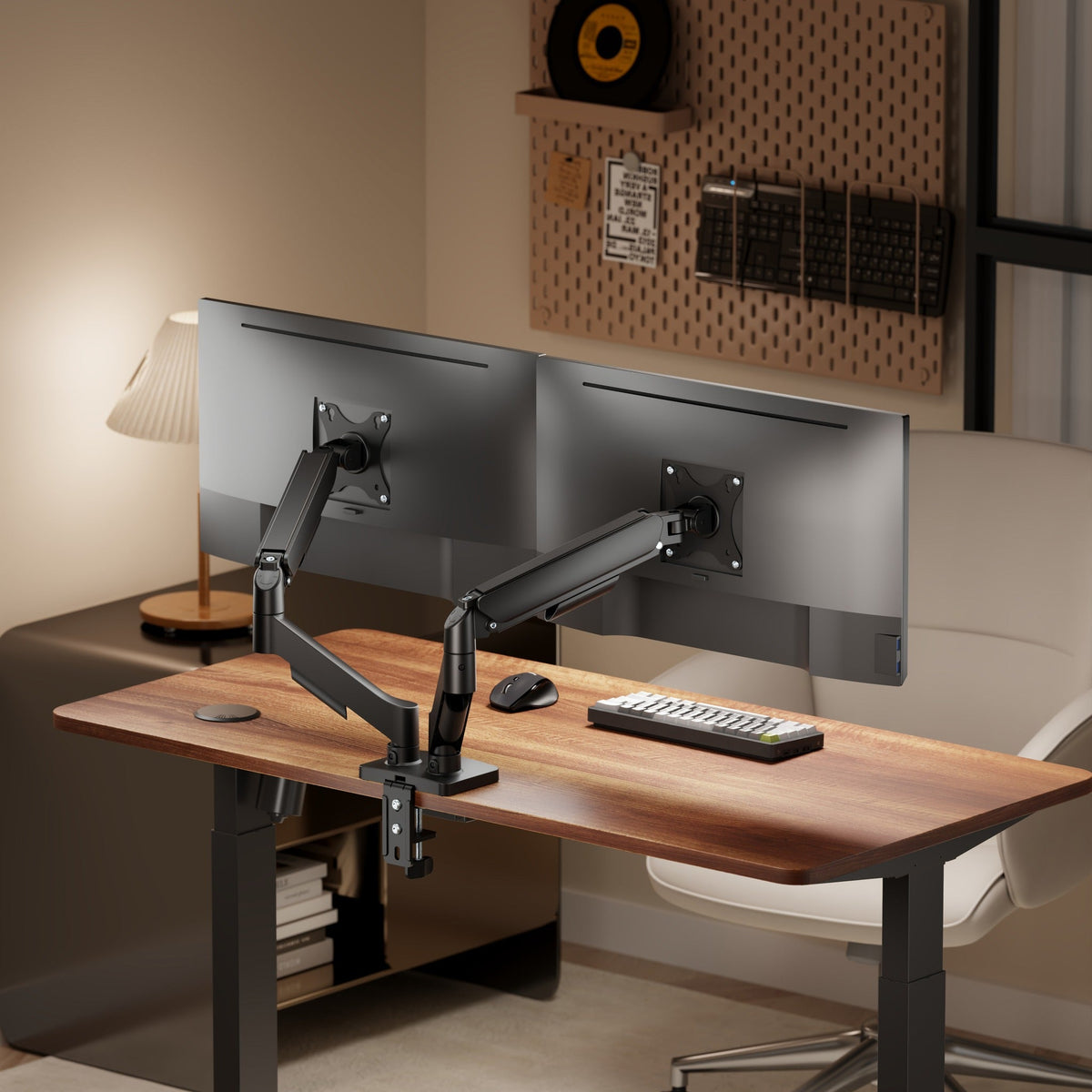 EQUIP Dual Monitor Desk Mount 17-32" Black 579380