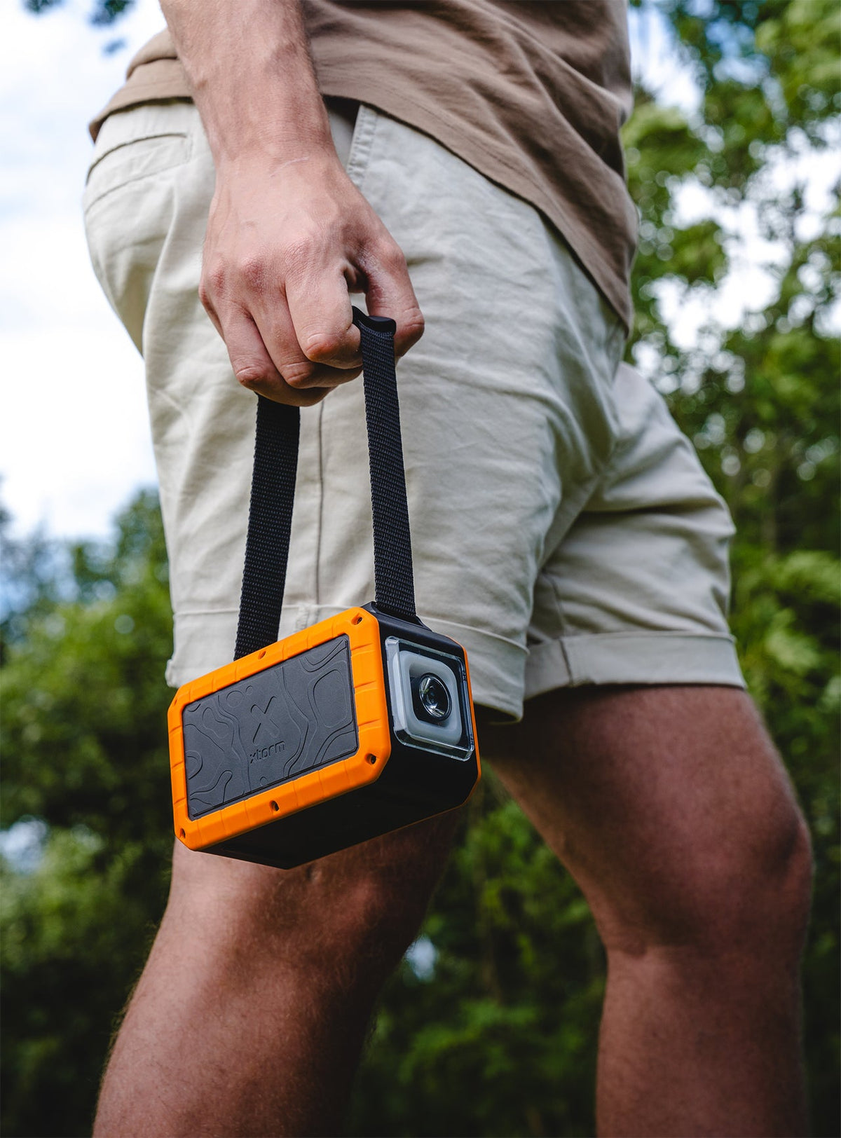 Xtorm Rugged Taschenlampe-Powerbank XR204 - 100W 40.000mAh - Schwarz/Orange