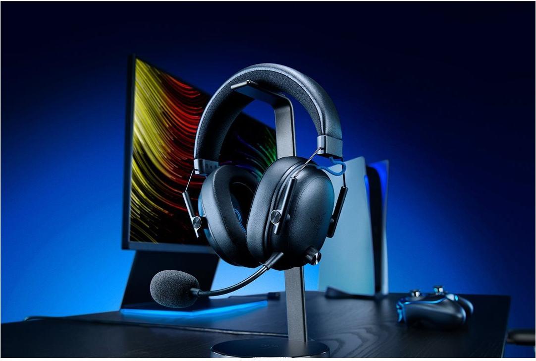 Razer BlackShark V3 - Gaming Headset - Black - RZ04-05410300-R3G1