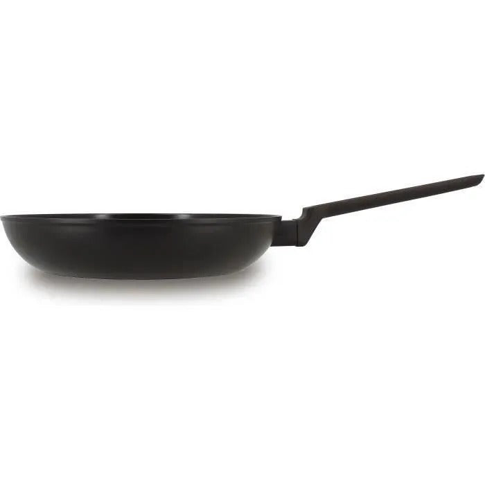 MENASTYL Frying Pan - Forged Aluminum - Black - 26 cm - Suitable for all hobs