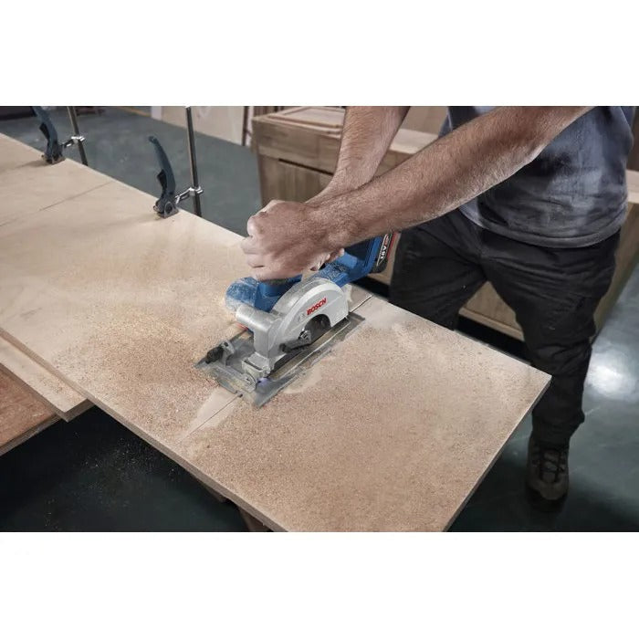 BOSCH PROFESSIONAL Circular Saw - Compact Design