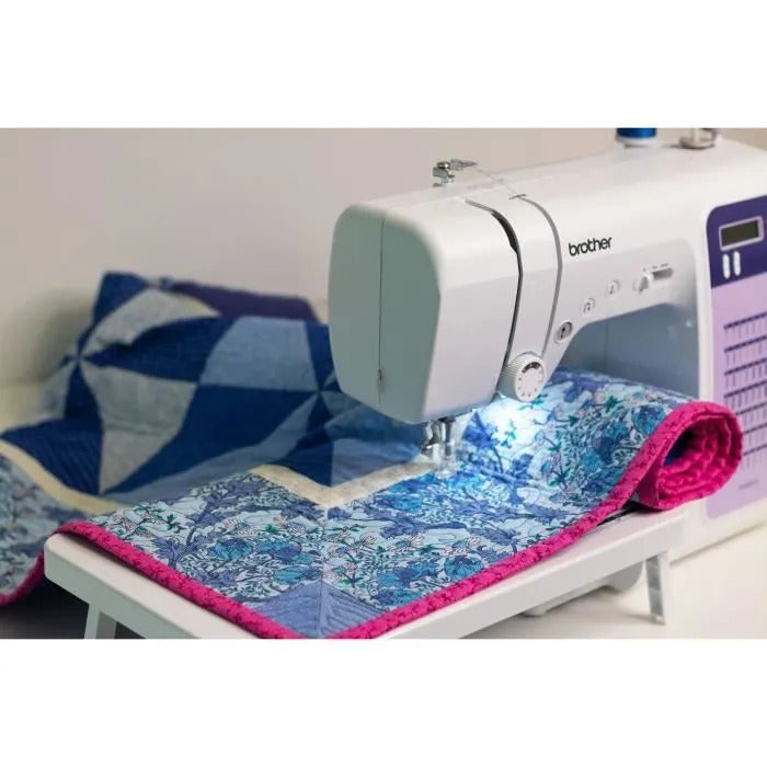 BROTHER FS70WTx Electronic Sewing Machine - 70 Stitches - Needle Threader - LCD Display