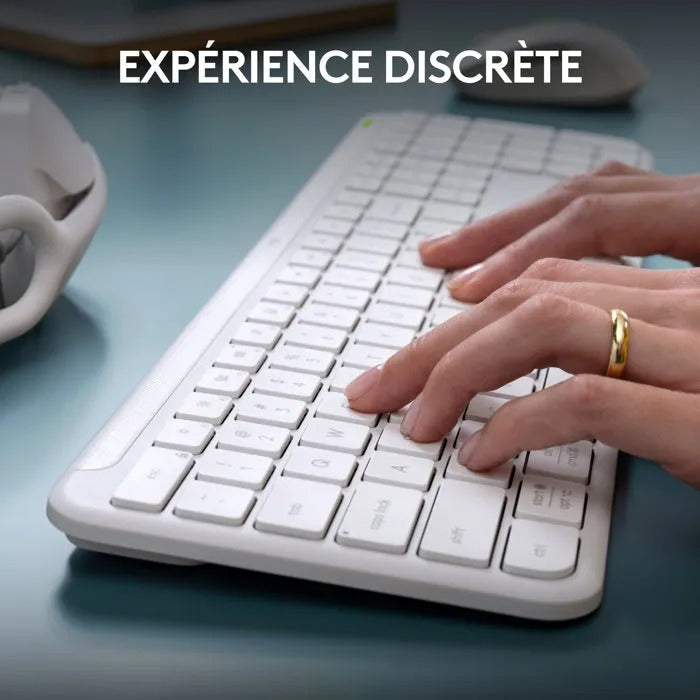 Logitech Keyboard and Mouse Combo - Wireless - MK950 Signature - AZERTY - White