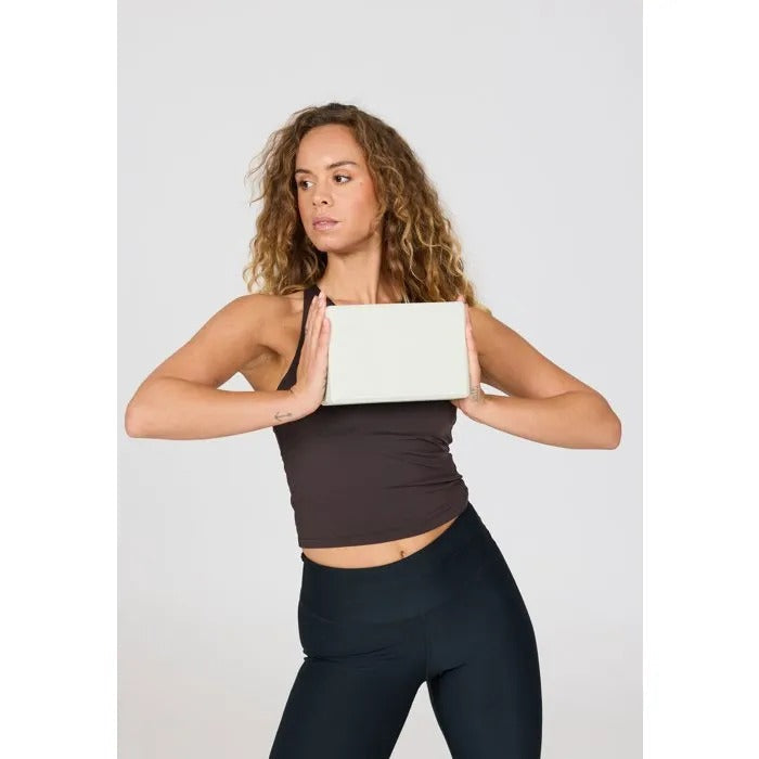 ATHLECIA Yoga Brick 26 cm x 19 cm x 8 cm - 150 g