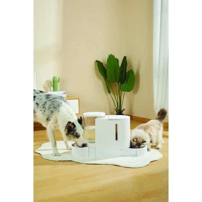 M PETS Food Distributor - 41 cm x 31 cm x 18 cm