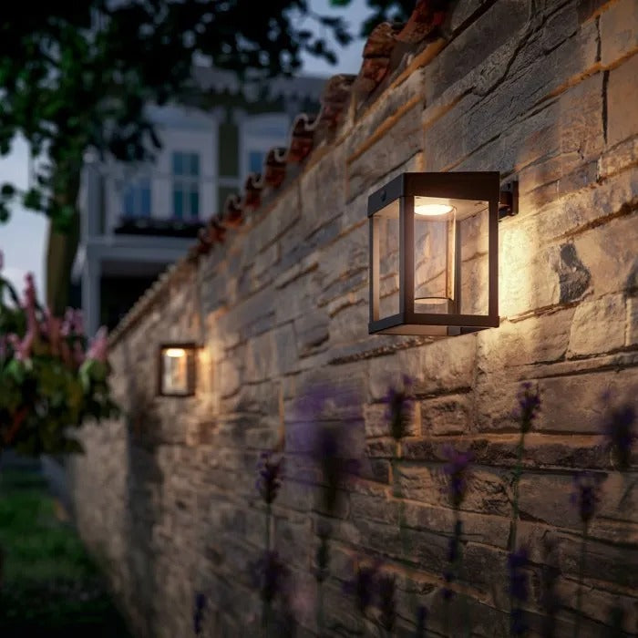 PHILIPS Outdoor Wall Light 17 cm x 16 cm x 25 cm - 760 g