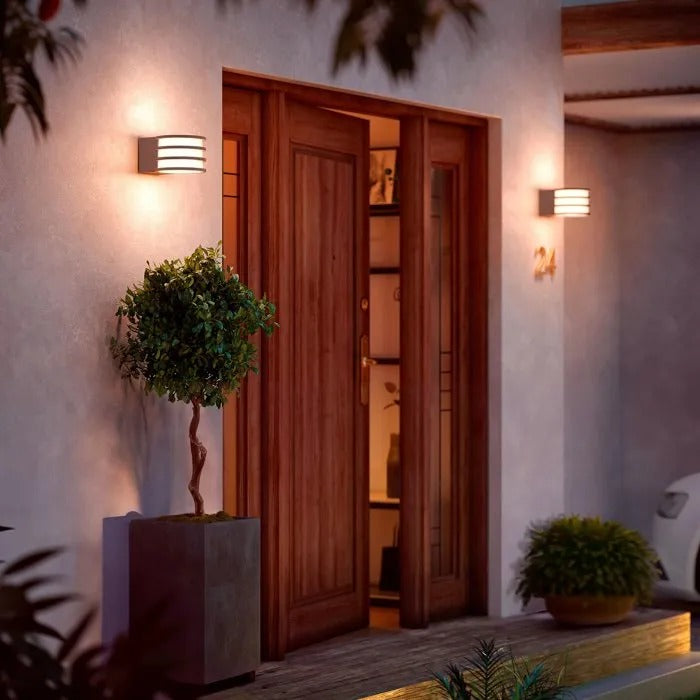 PHILIPS HUE Outdoor Wall Light 25 cm x 20 cm x 16 cm - 5480 g