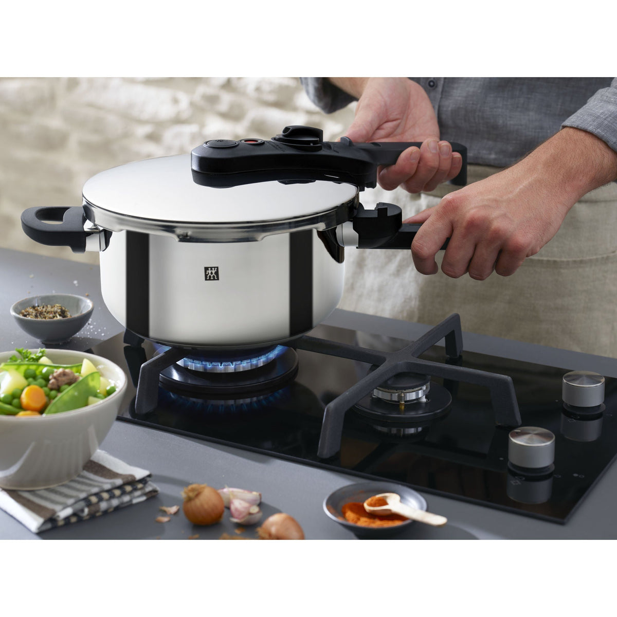 Zwilling EcoQuick II Pressure Cooker - 6 Litre Capacity